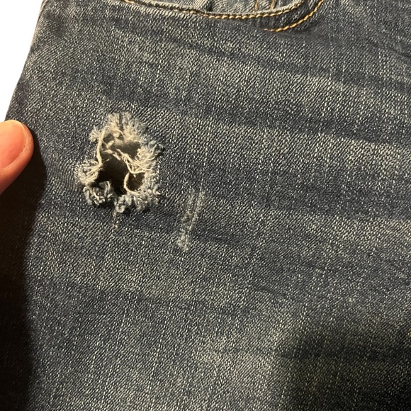 Aeropostale skinny distressed jeans size 6 - Picture 3 of 8